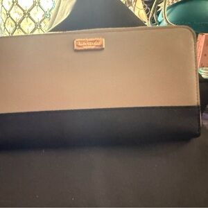 Kate Spade Two-Tone Black and Brown wallet